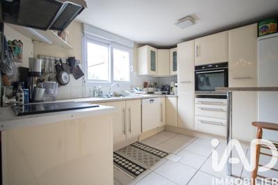 Maison - 156 m² - 8 pièces