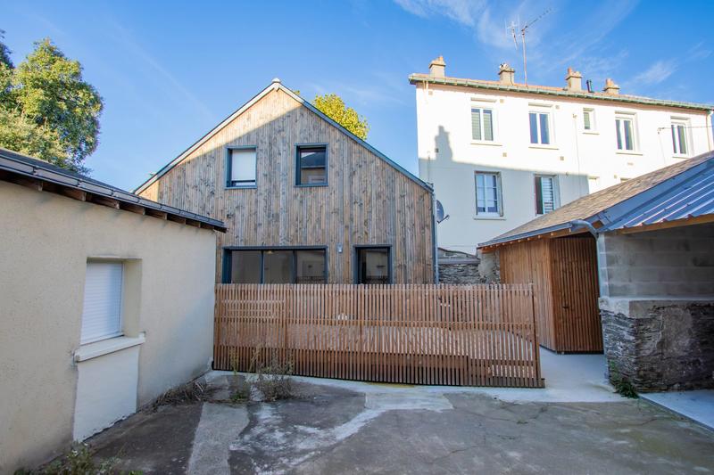 Maison - 110 m² - 6 pièces