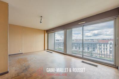 Appartement - 95 m² - 5 pièces