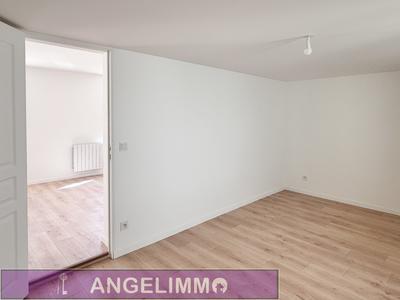 Maison - 65 m² - 3 pièces