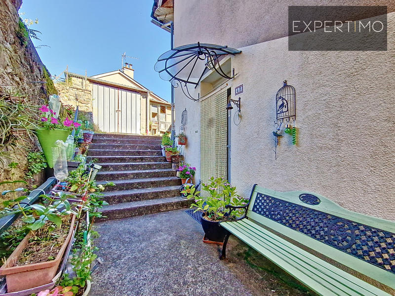 Maison de village - 95 m² - 5 pièces