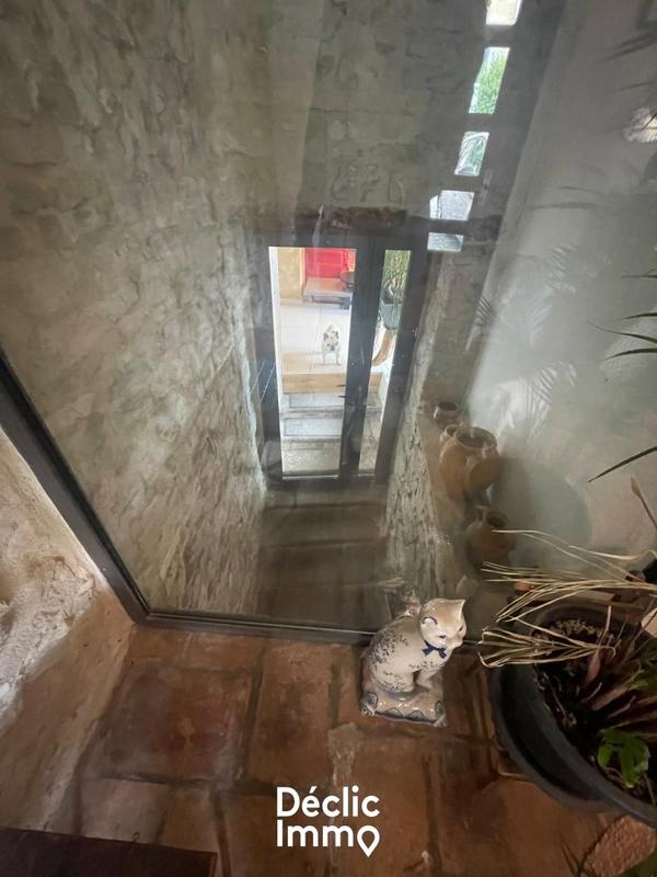 Maison - 232 m² - 7 pièces