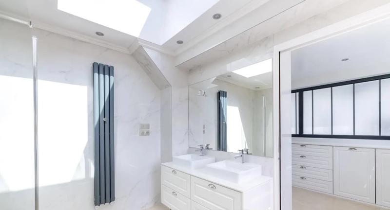 Maison - 340 m² - 5 pièces