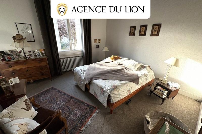 Maison - 198 m² - 8 pièces