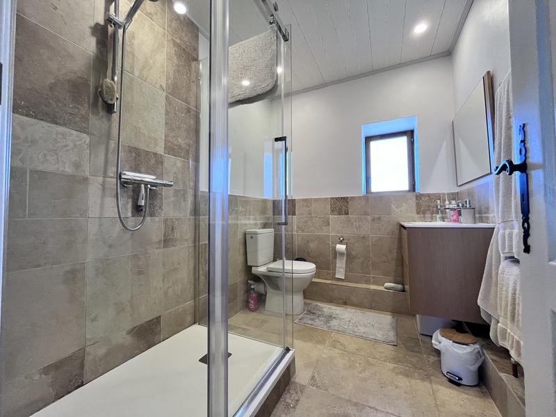 Maison traditionnelle - 230 m² - 9 pièces