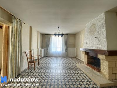 Maison - 313 m² - 10 pièces