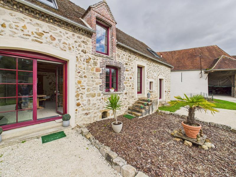 Maison - 186 m² - 7 pièces