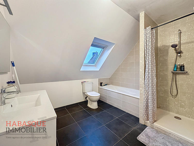 Maison - 89 m² - 5 pièces