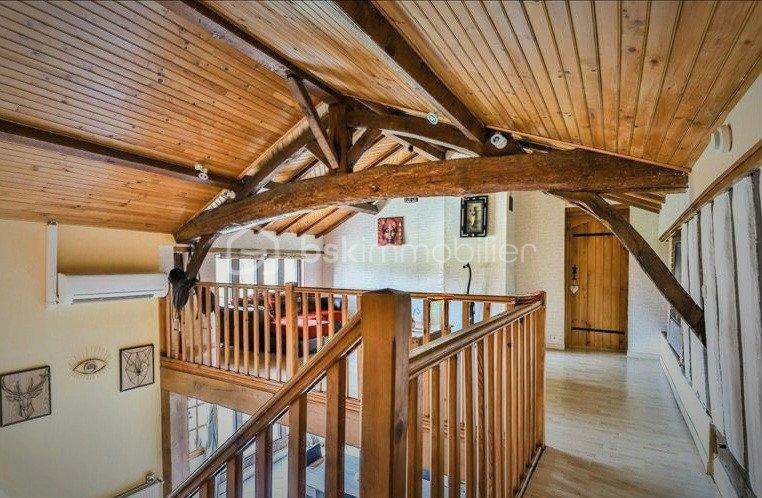 Maison - 165 m² - 6 pièces