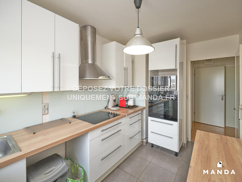 Chambre - 14 m² - 4 pièces