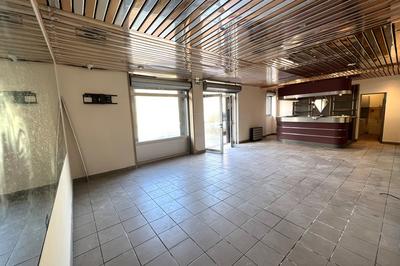 Local commercial - 93 m²