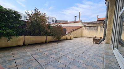 Appartement - 98 m² - 3 pièces