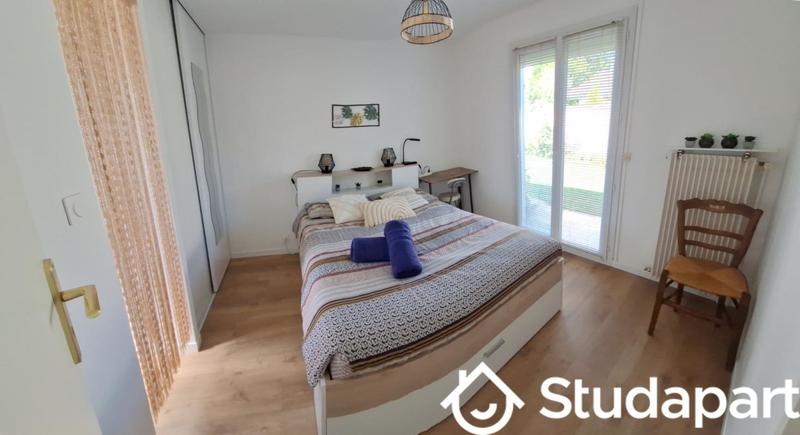 Maison - 97 m² - 5 pièces