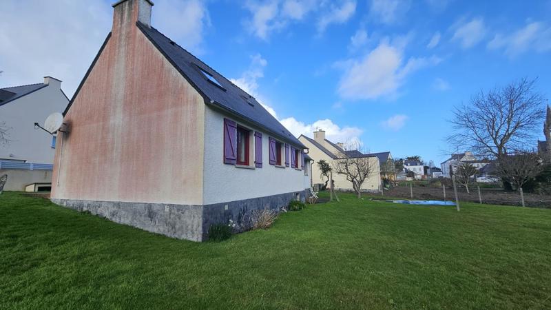 Maison - 99 m² - 6 pièces