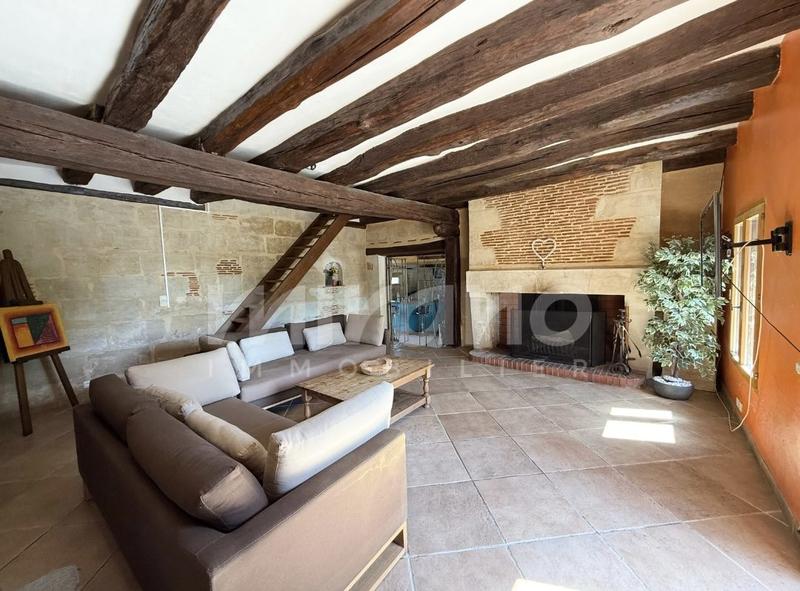 Maison ancienne - 437 m² - 12 pièces