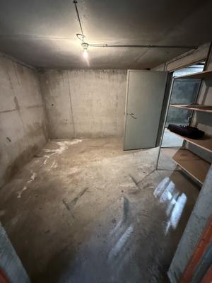 Parking / Garage - 30 m²