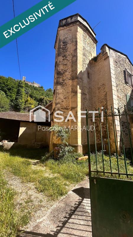 Maison - 380 m² - 8 pièces