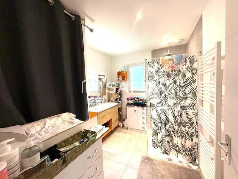 Maison - 122 m² - 4 pièces