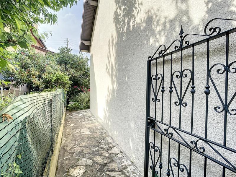 Maison - 98 m² - 5 pièces