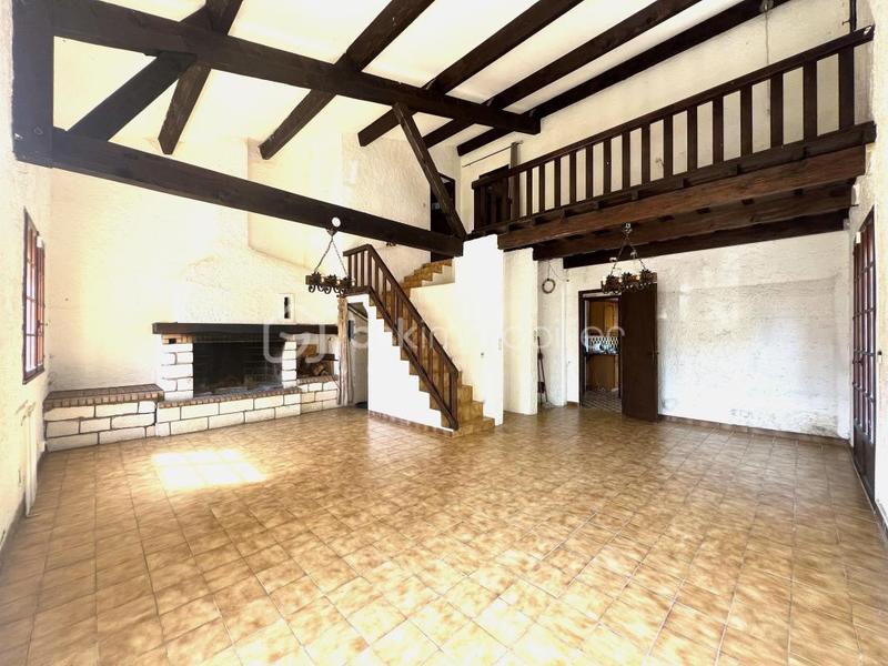 Propriété - 145 m² - 6 pièces