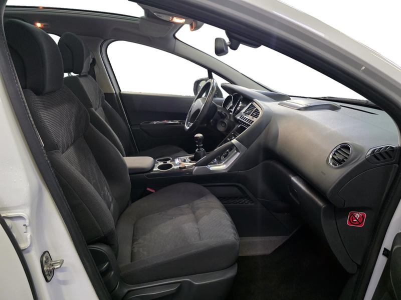 Peugeot 3008 - 1.6 HDi 115 Cv Allure