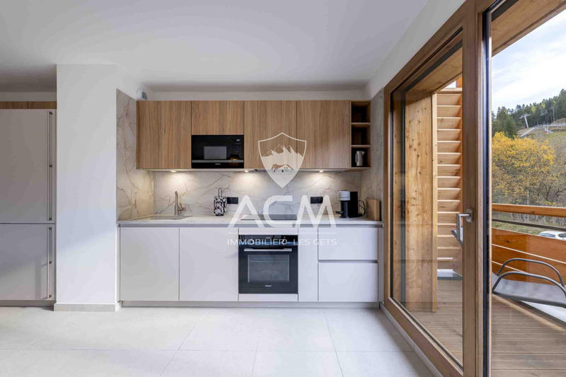 Appartement - 111 m² - 4 pièces