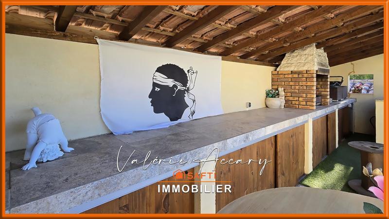 Maison - 115 m² - 6 pièces