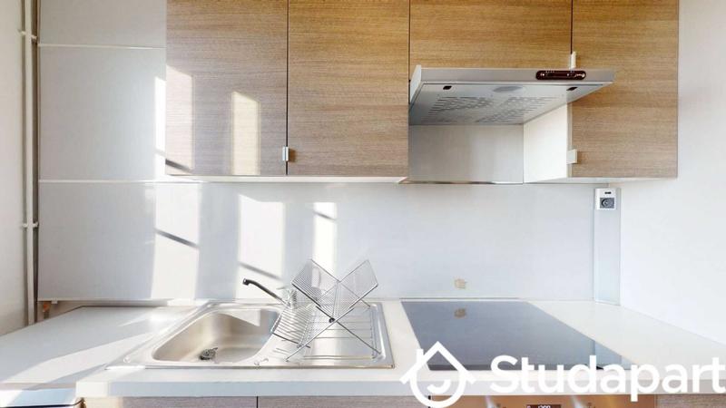 Chambre - 10 m² - 1 pièce