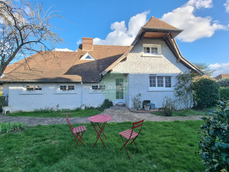 Maison - 154 m² - 8 pièces