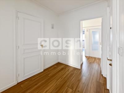Appartement - 61 m² - 2 pièces