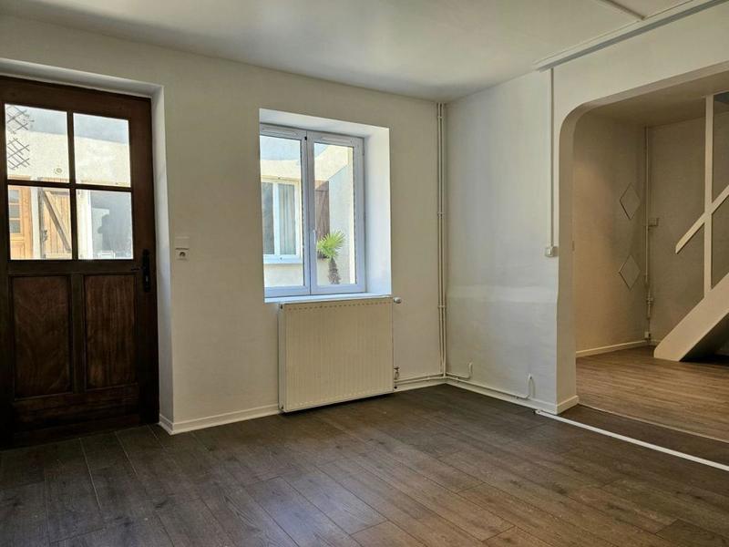 Maison - 278 m² - 11 pièces