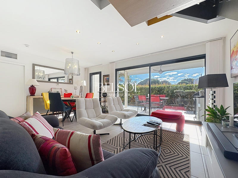 Maison contemporaine - 97 m² - 5 pièces