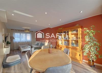 Maison - 110 m² - 6 pièces