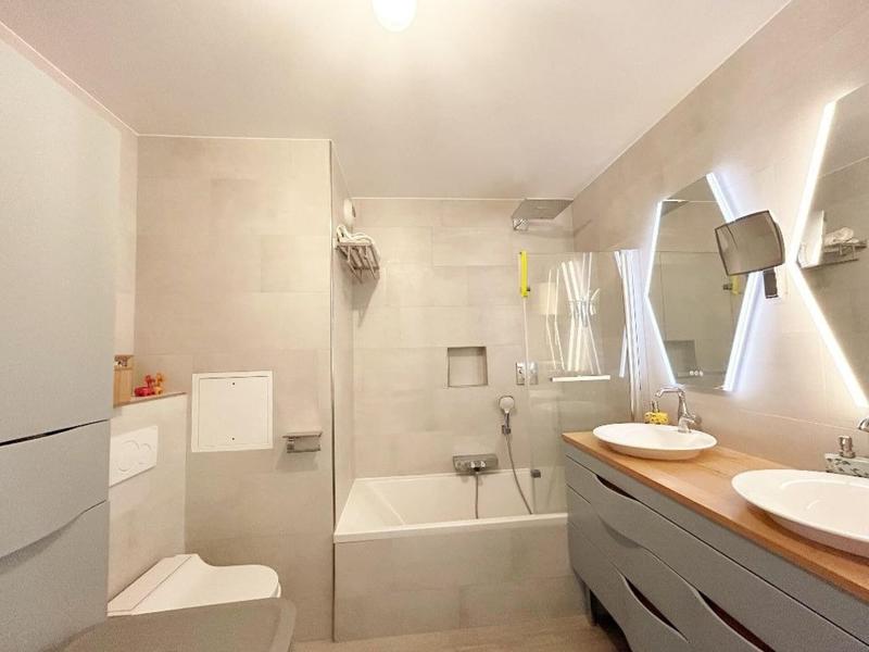 Appartement - 112 m² - 5 pièces