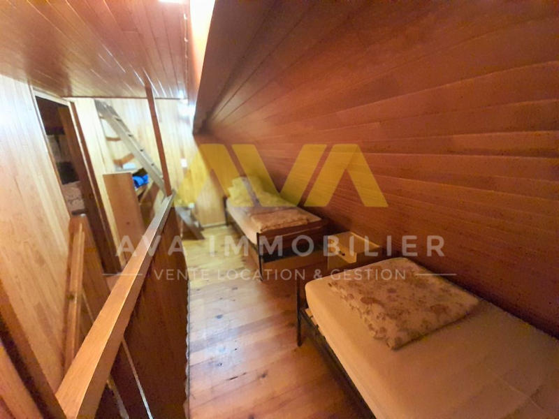 Châlet - 84 m² - 6 pièces