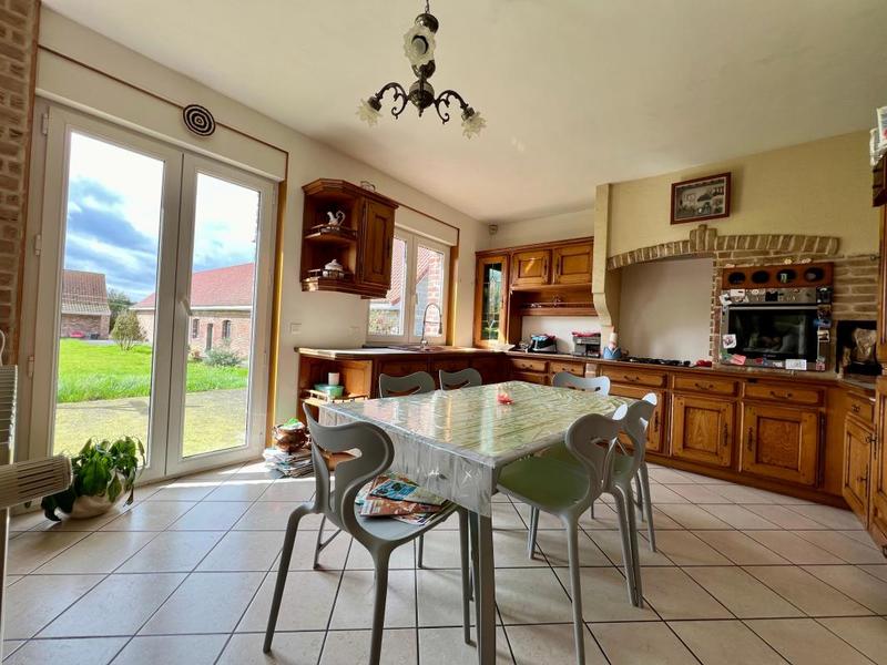 Maison - 165 m² - 5 pièces