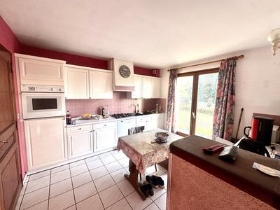 Maison - 330 m² - 12 pièces