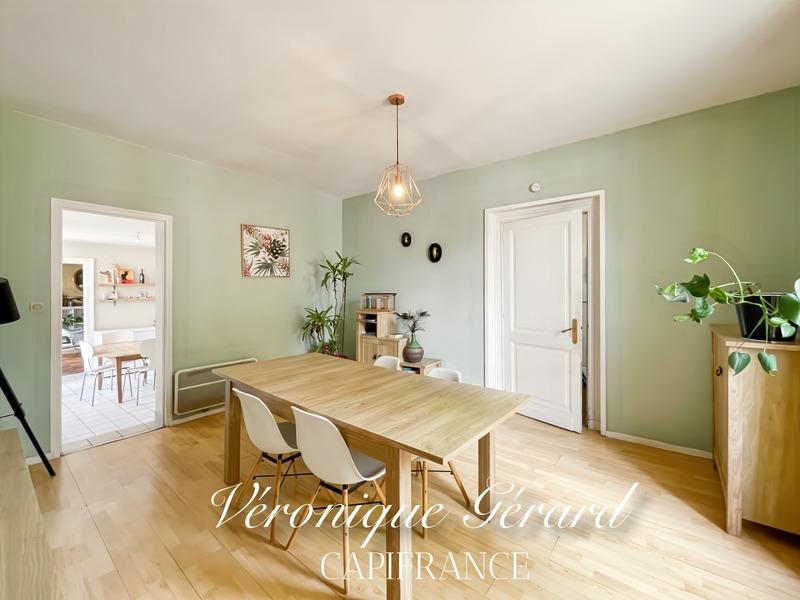 Maison - 137 m² - 5 pièces