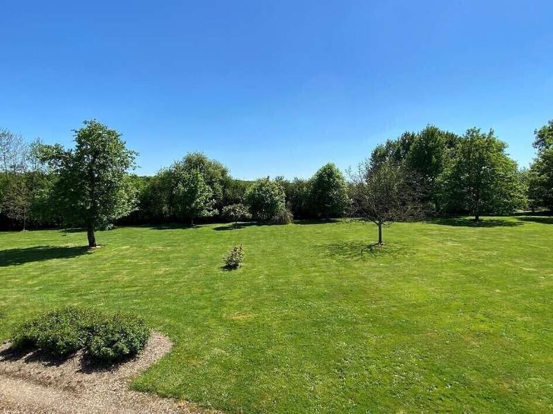 Maison - 303 m² - 10 pièces