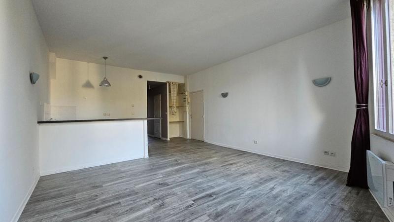 Immeuble - 214 m² - 7 pièces