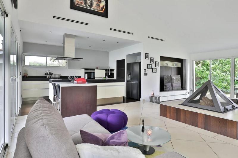 Propriété - 180 m² - 6 pièces