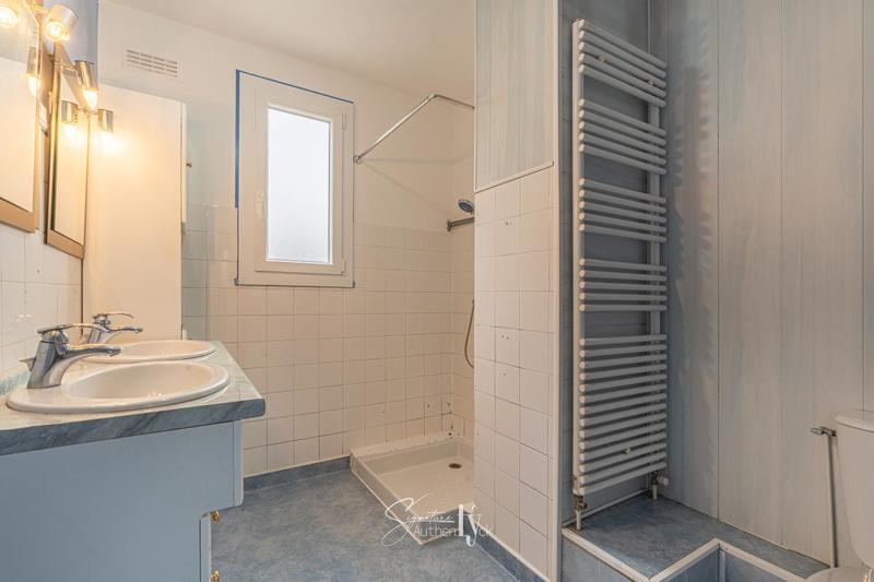 Maison - 104 m² - 5 pièces