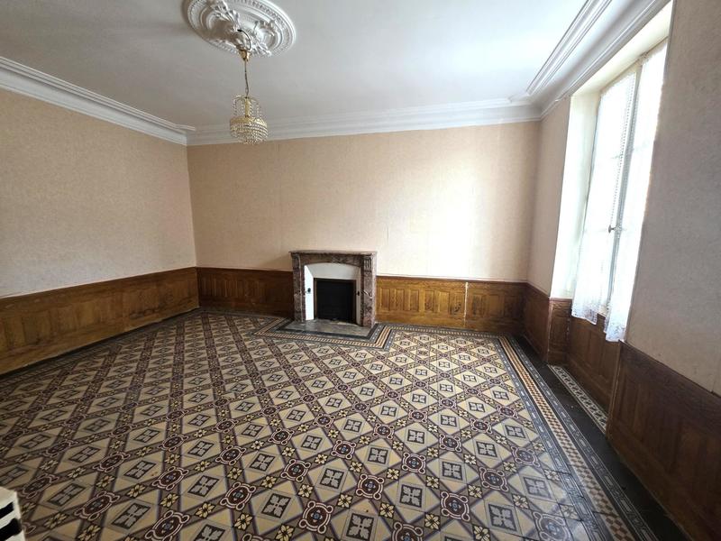 Maison - 150 m² - 6 pièces