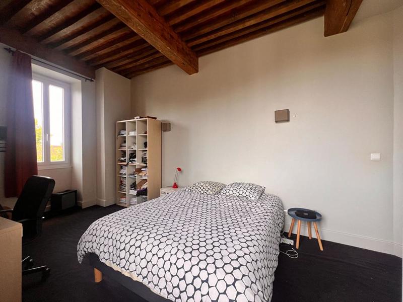 Maison - 270 m² - 6 pièces