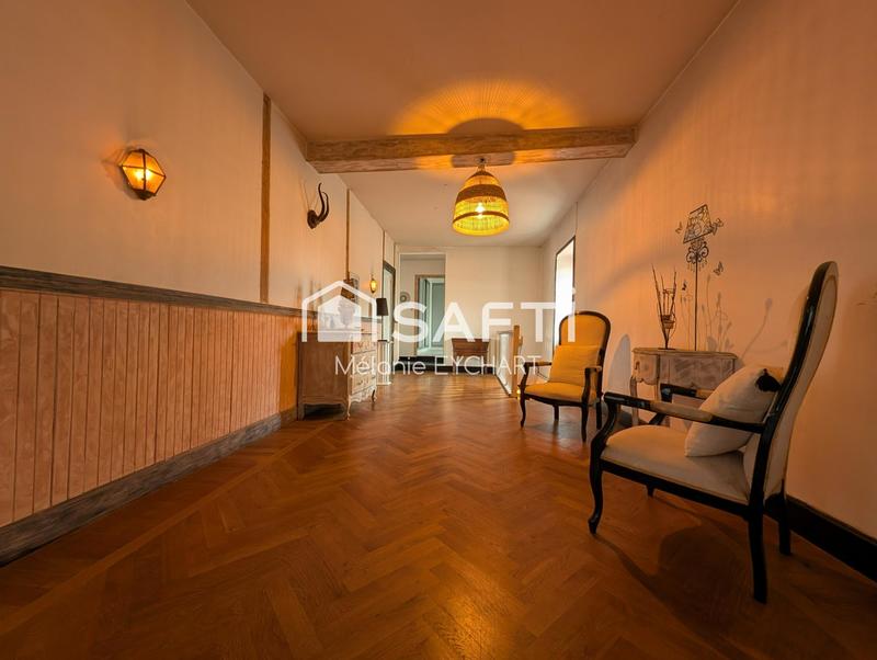 Maison - 264 m² - 7 pièces