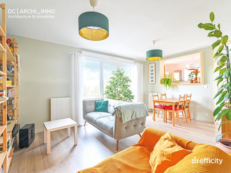 Appartement - 100 m² - 4 pièces