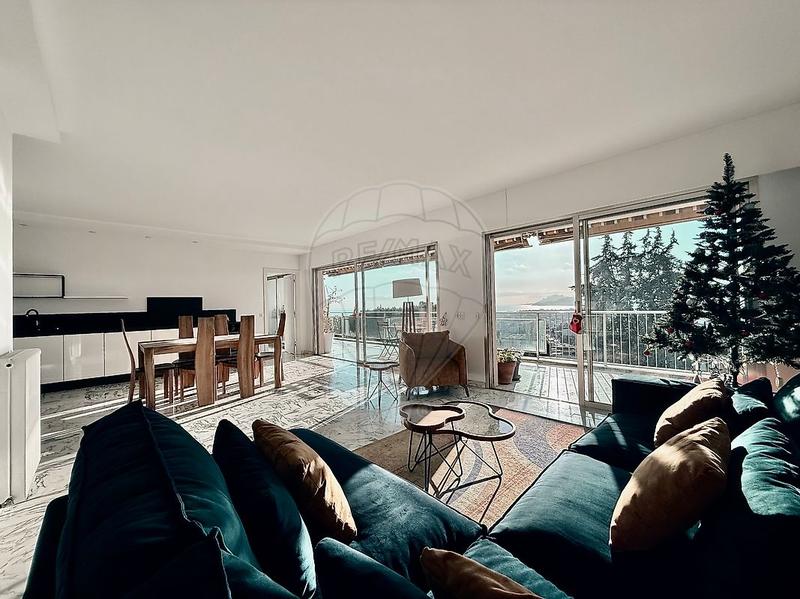 Appartement - 103 m² - 4 pièces