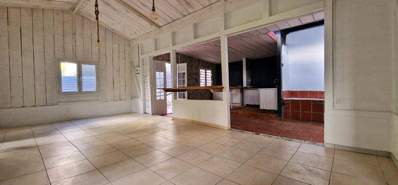 Maison - 164 m² - 8 pièces