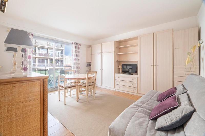 Studio - 28 m² - 2 pièces