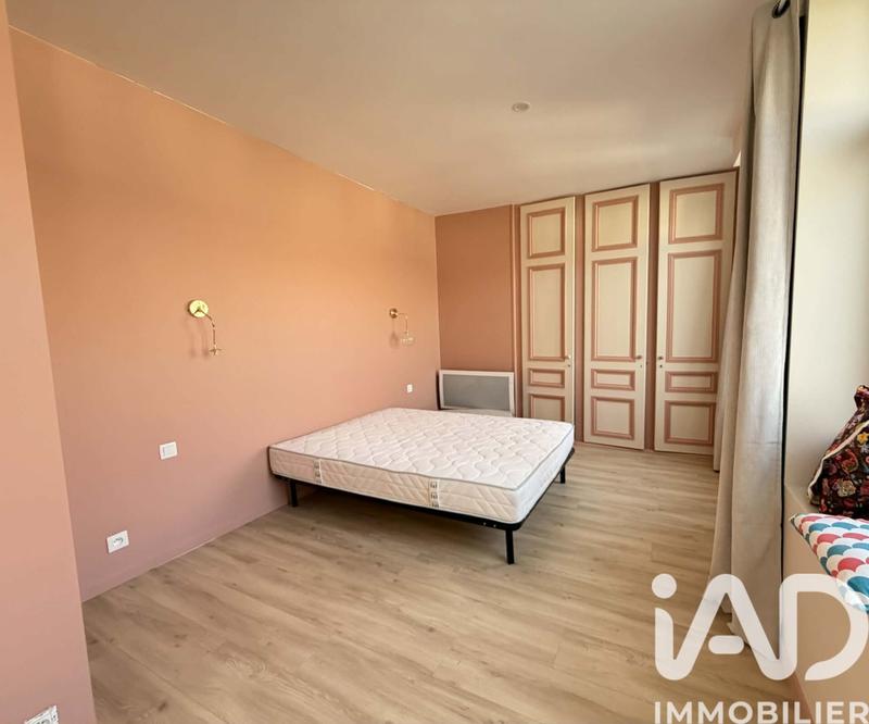 Maison - 227 m² - 5 pièces